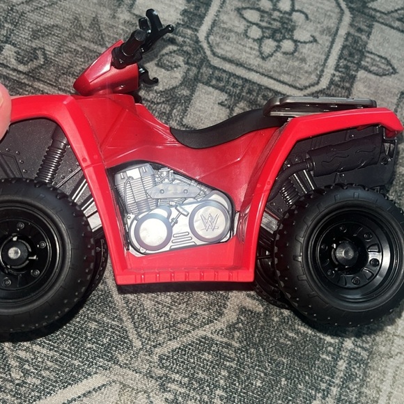 WWE Black and Yellow NXT Action Figure Playset - Picture 5 of 6